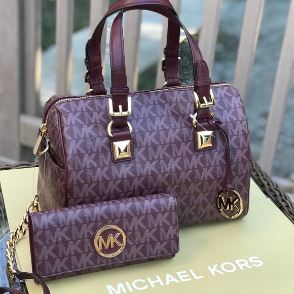 MICHAEL Michael Kors Handbags - Authentic Michael kors Grayson handbag&wallet set